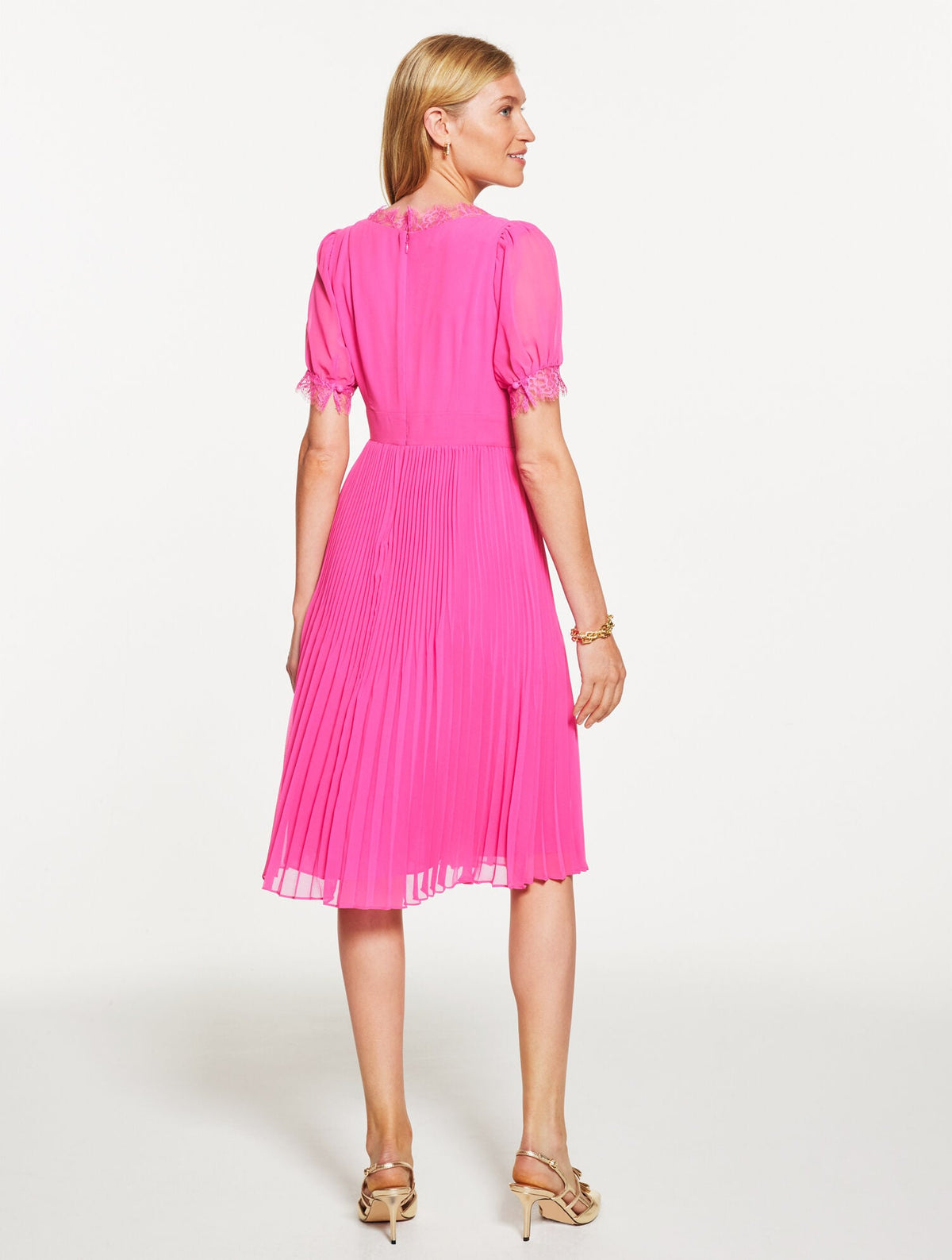 FIT & FLARE SOFT DRESS