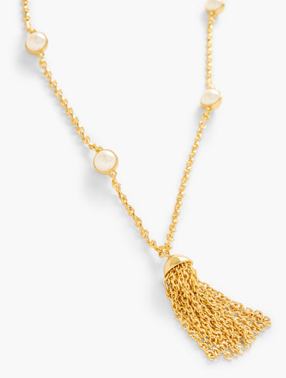 PEARL STATION NECKLACE