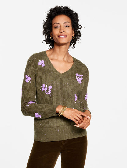 V-NECK SWEATER - TEXTURED FLOWER