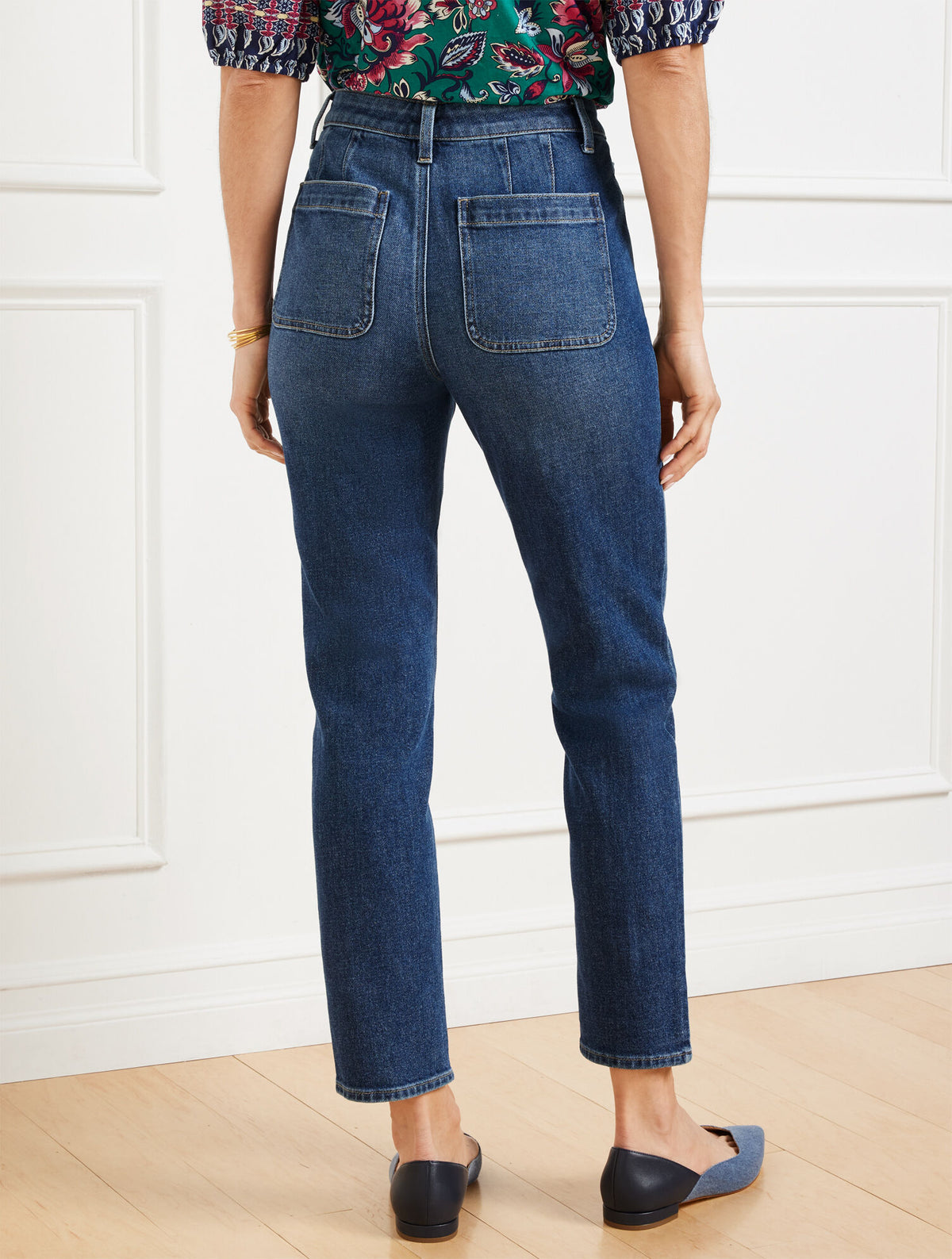 SLIM STRAIGHT ANKLE JEANS - PENELOPE WASH