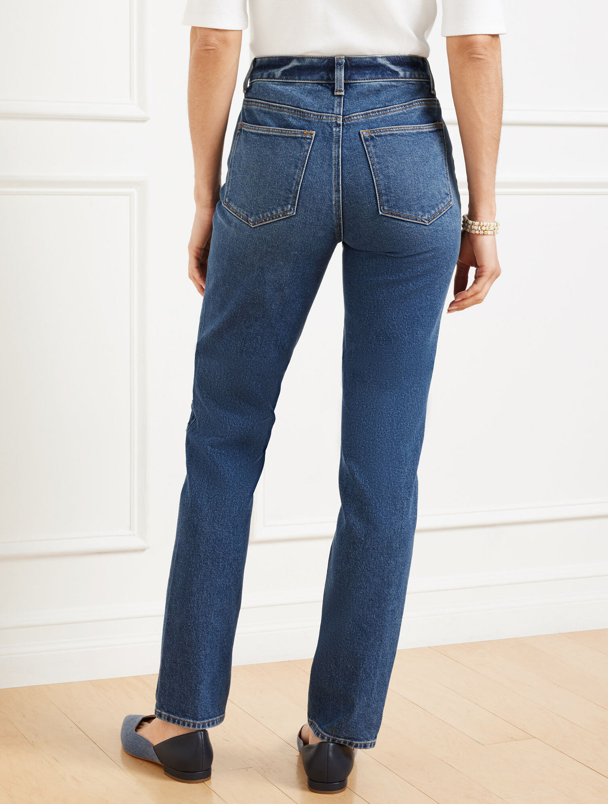 STRAIGHT LEG JEANS - IVY EMBROIDERY WASH