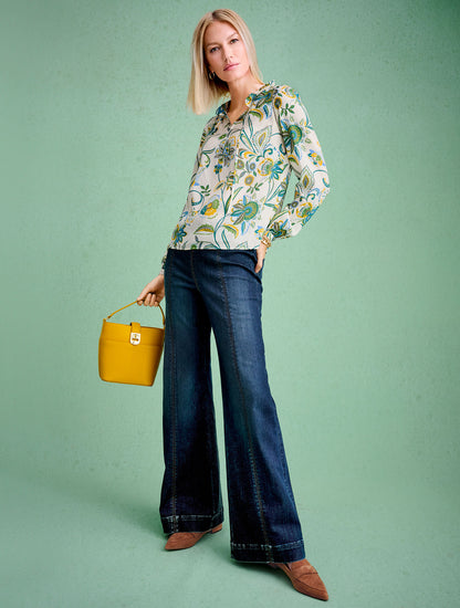 FLARE LEG PULL-ON TRAVEL JEANS - BEEKMAN WASH