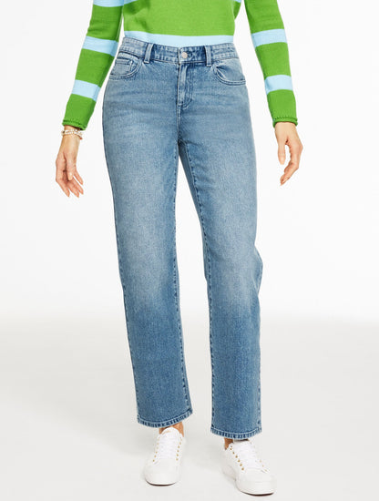 TAILORED MID RISE STRAIGHT LEG JEANS - PEMBROKE WASH