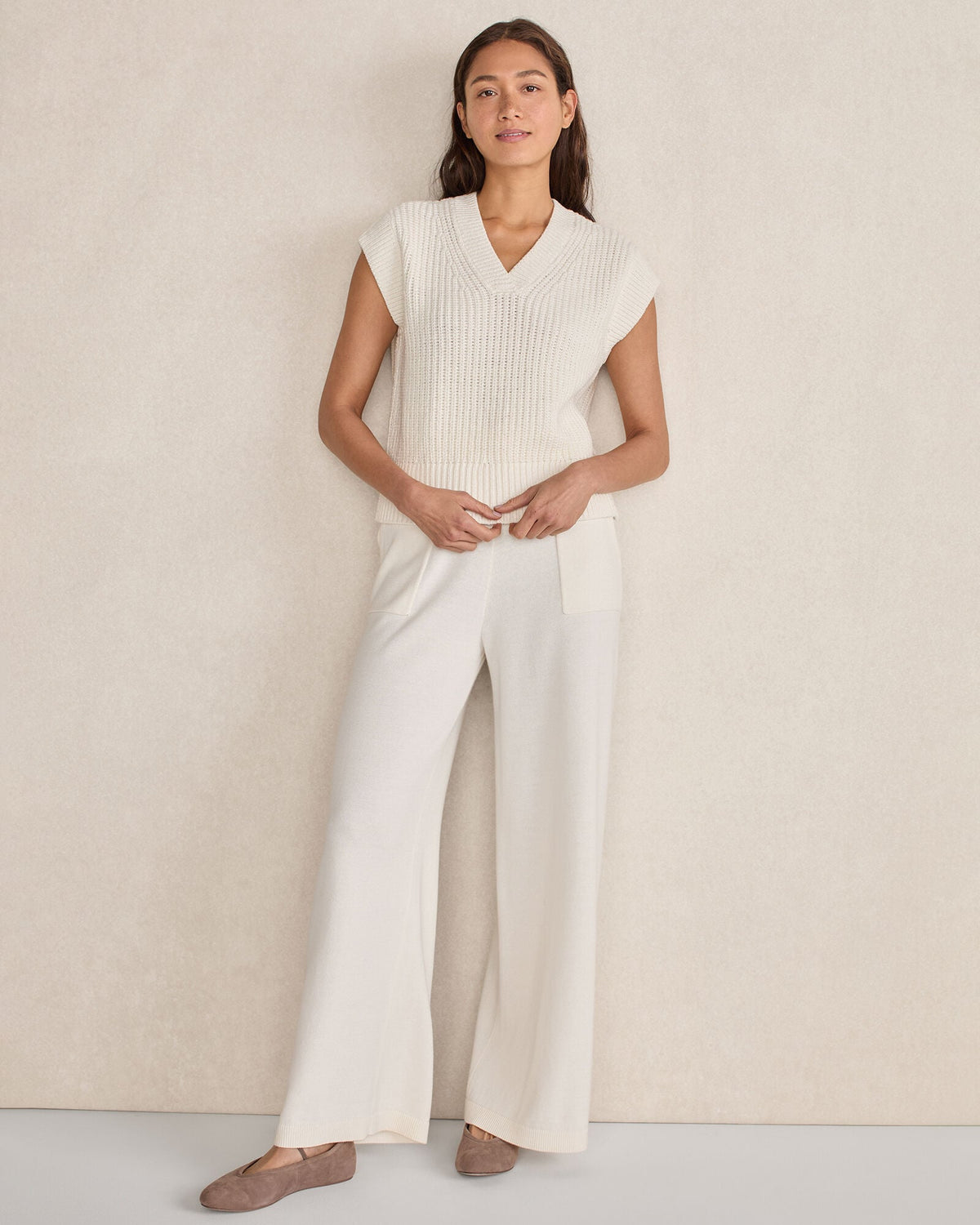 ORGANIC COTTON LINEN SHAKER STITCH V-NECK SWEATER