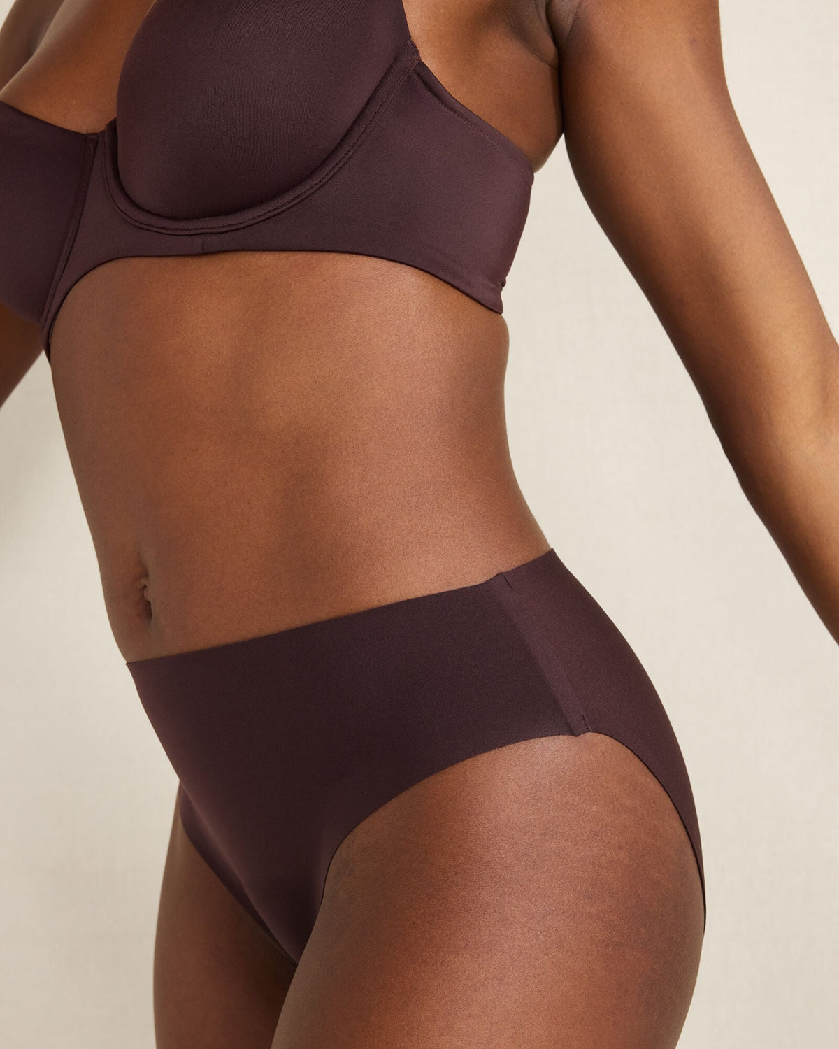 INVISIBLE COMFORT HIGH LEG BRIEF