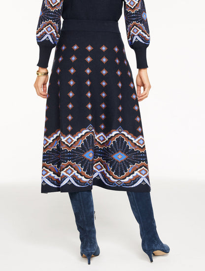 JACQUARD FIT & FLARE SKIRT - SCALLOP MEDALLION