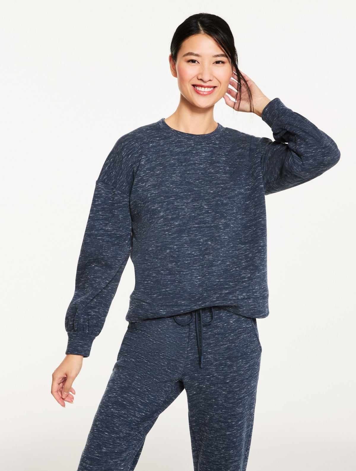 COZY CLOUD CREWNECK PULLOVER