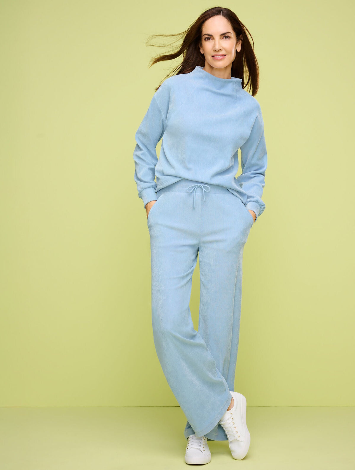 VELOUR MOCKNECK PULLOVER