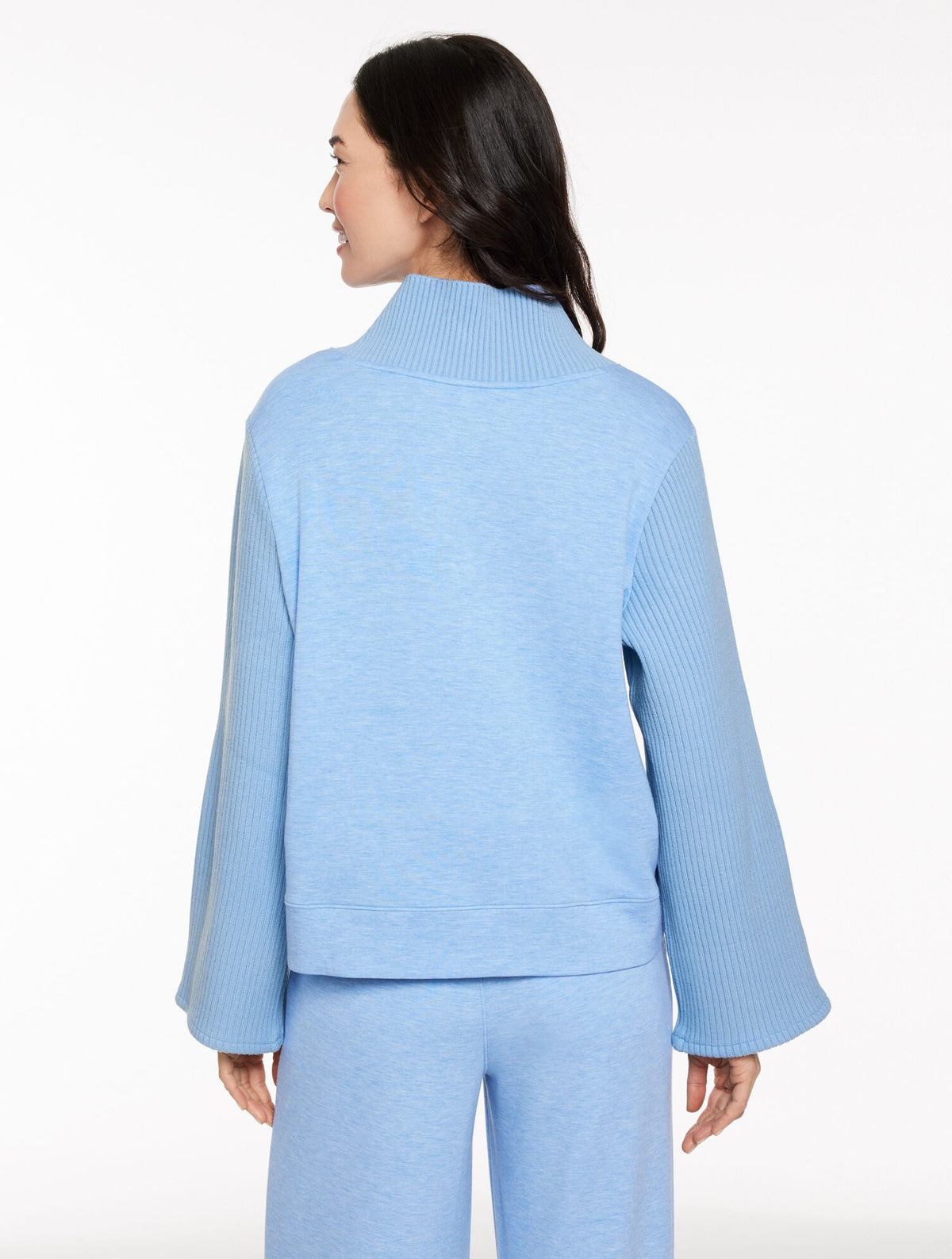 AIRKNIT STRETCH V-NECK PULLOVER