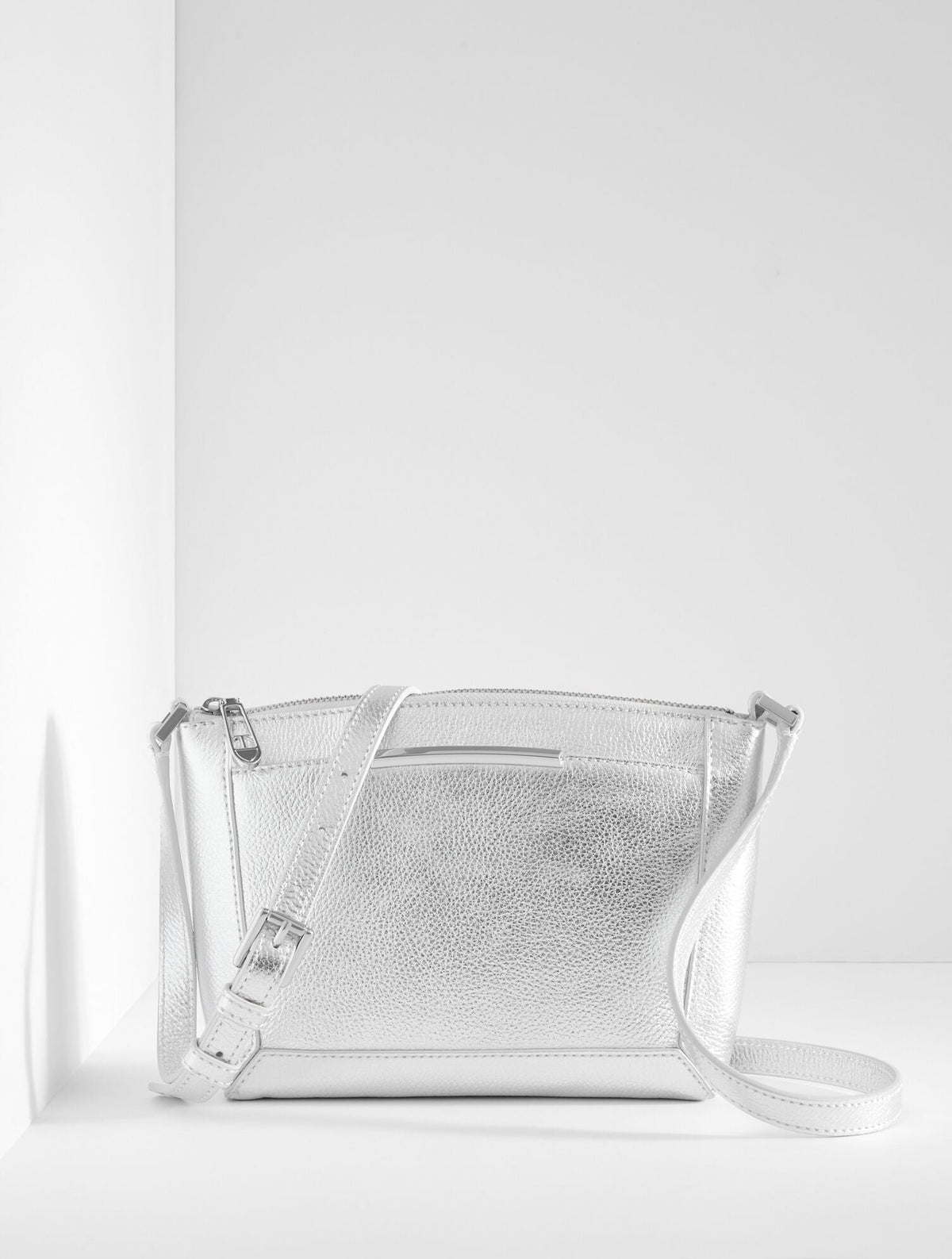 DARCY METALLIC PEBBLE LEATHER CROSSBODY BAG - METALLIC