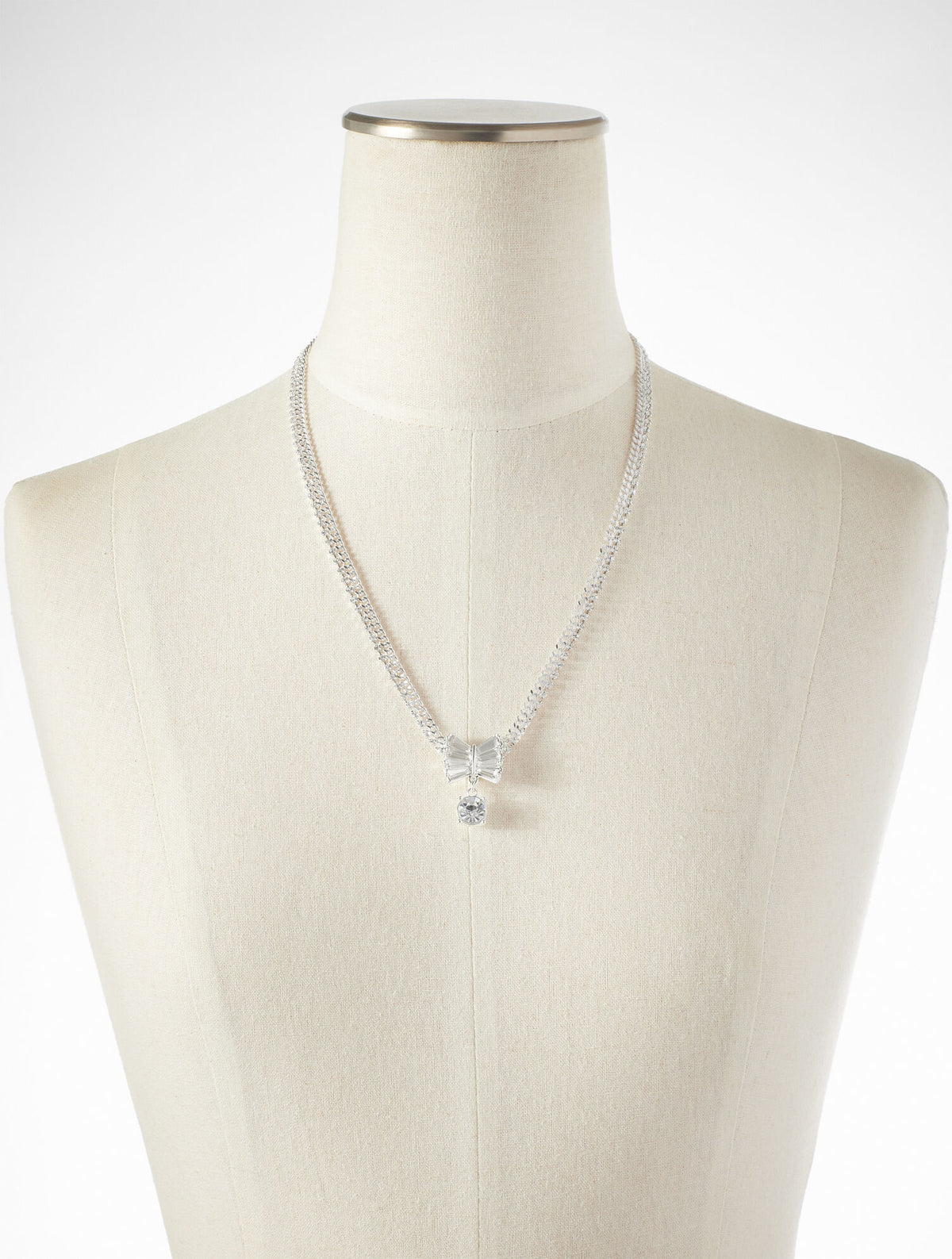 EMBELLISHED PENDANT NECKLACE