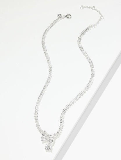 EMBELLISHED PENDANT NECKLACE
