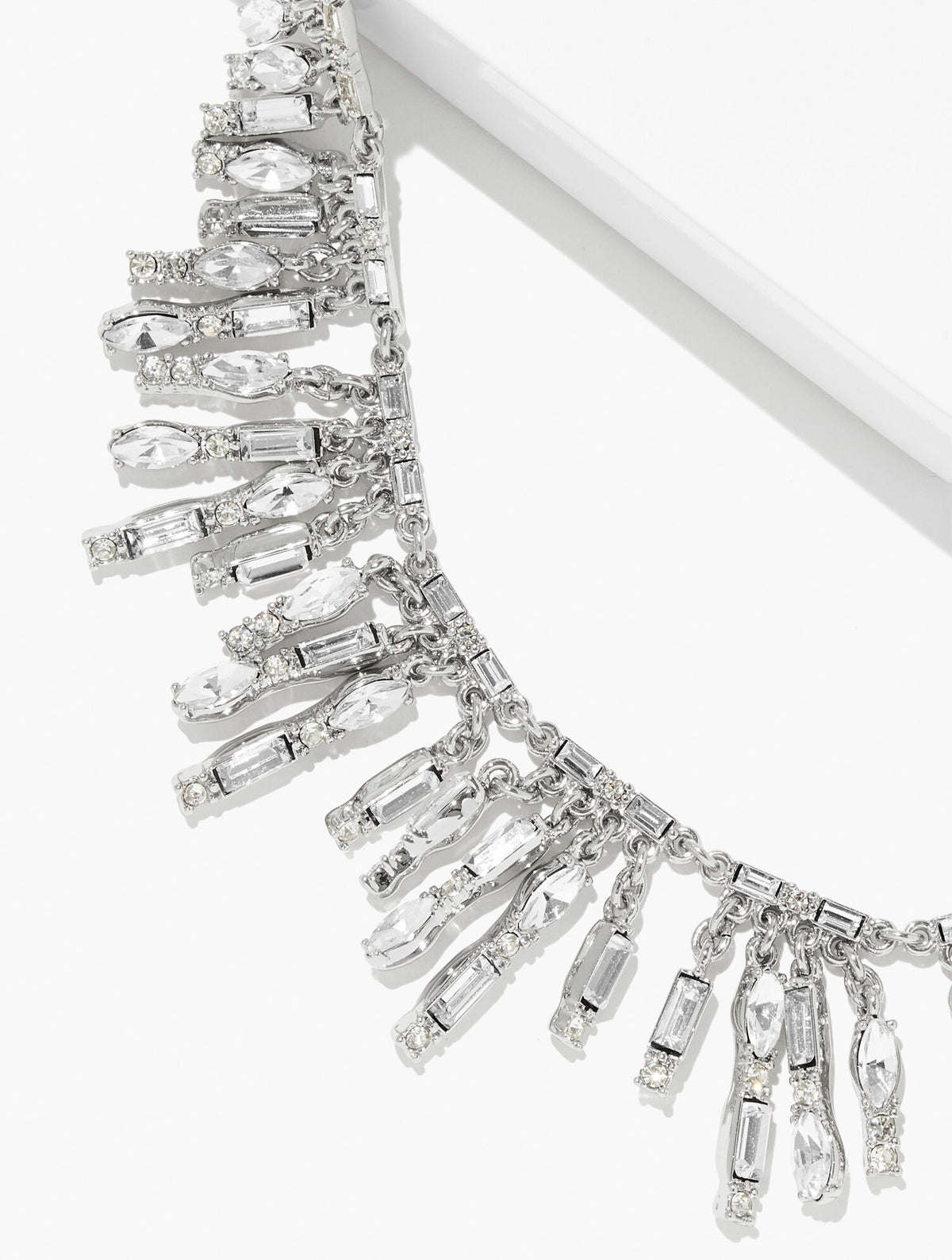 BAGUETTE TRIM NECKLACE