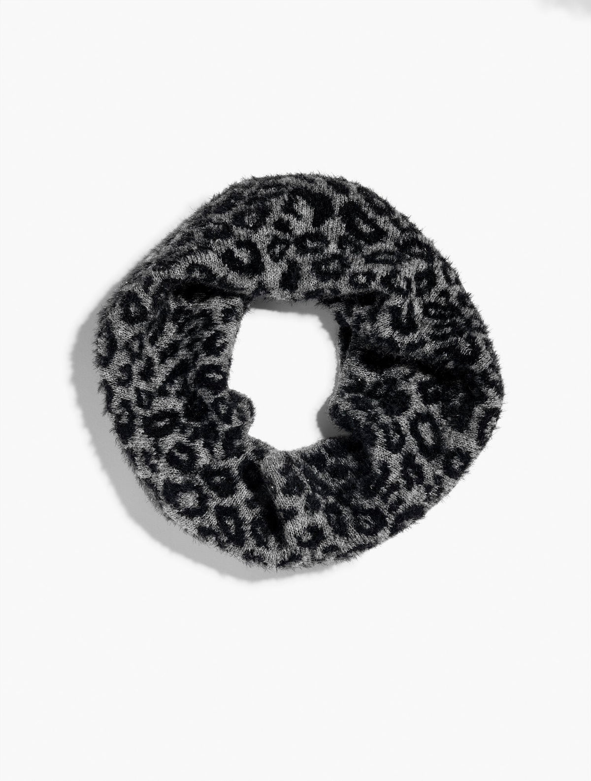 SNOW LEOPARD SNOOD