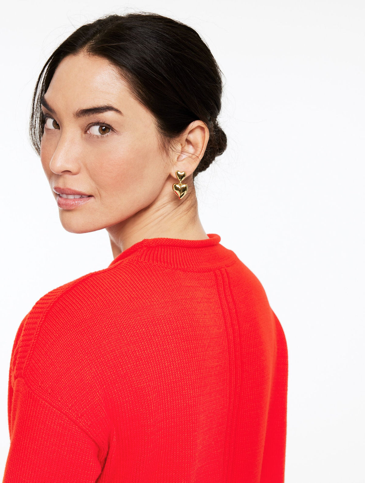 THE CLASSIC ROLL NECK SWEATER