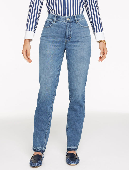 STRAIGHT LEG DROP HEM JEANS - MESEROLE WASH - CURVY FIT