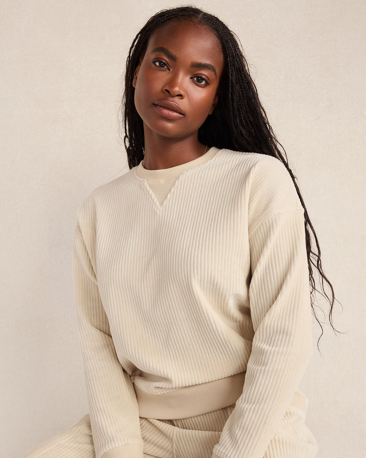 CORDED VELOUR CREWNECK PULLOVER