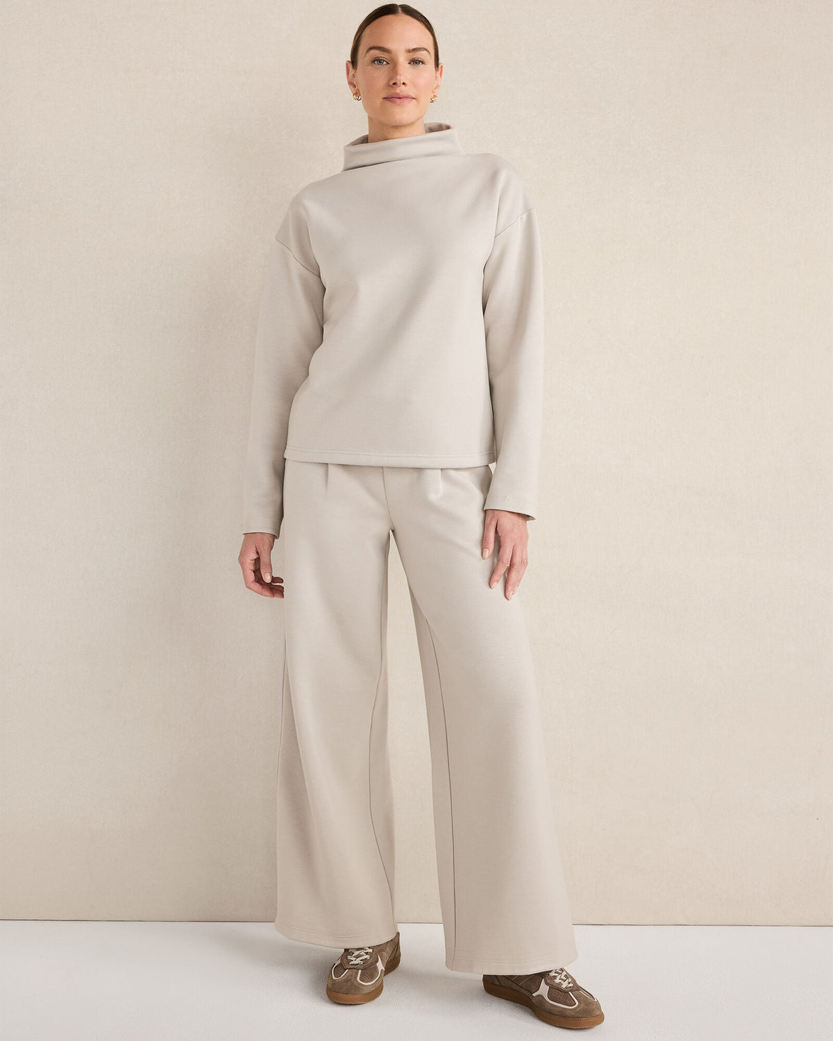 SOFT-BRUSHED FLEECE FUNNEL NECK PULLOVER