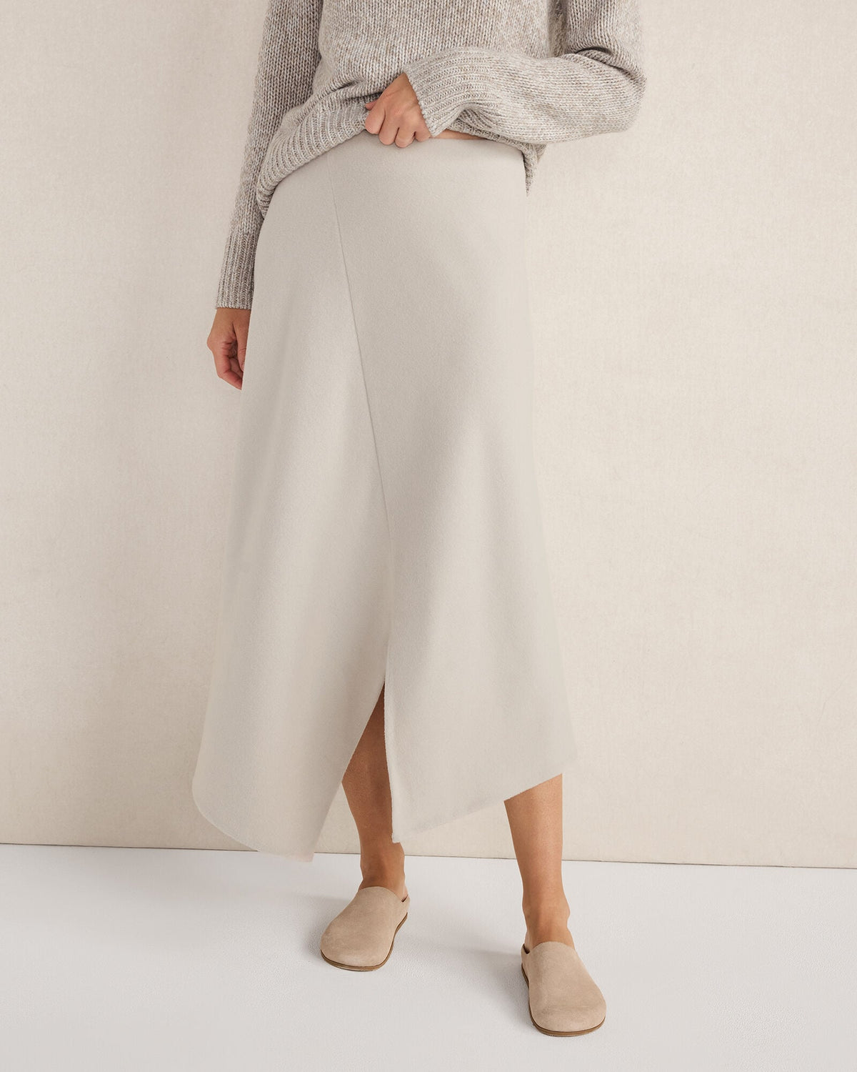 WOOL BLEND SPLIT HEM SKIRT