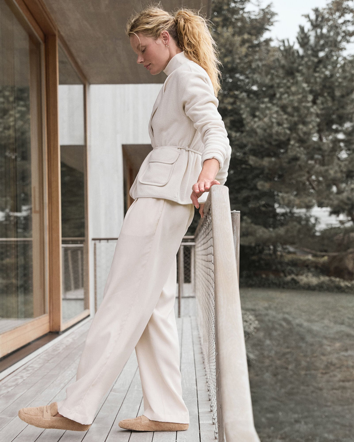WASHED PLEATED STRAIGHT LEG PANTS