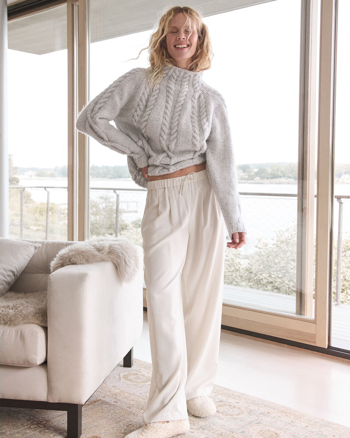 WASHED PLEATED STRAIGHT LEG PANTS