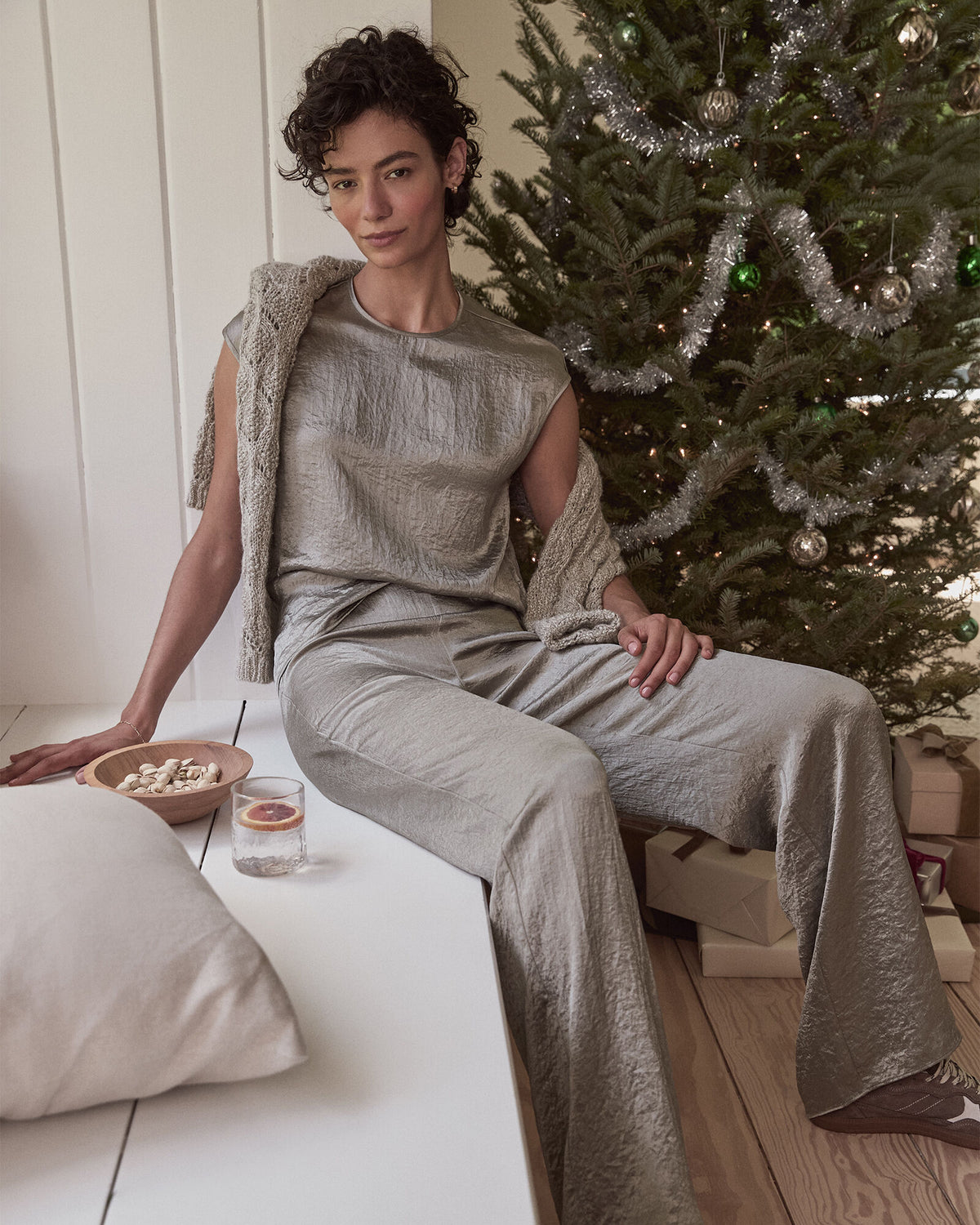 LUXE CRINKLE SHINE PANTS