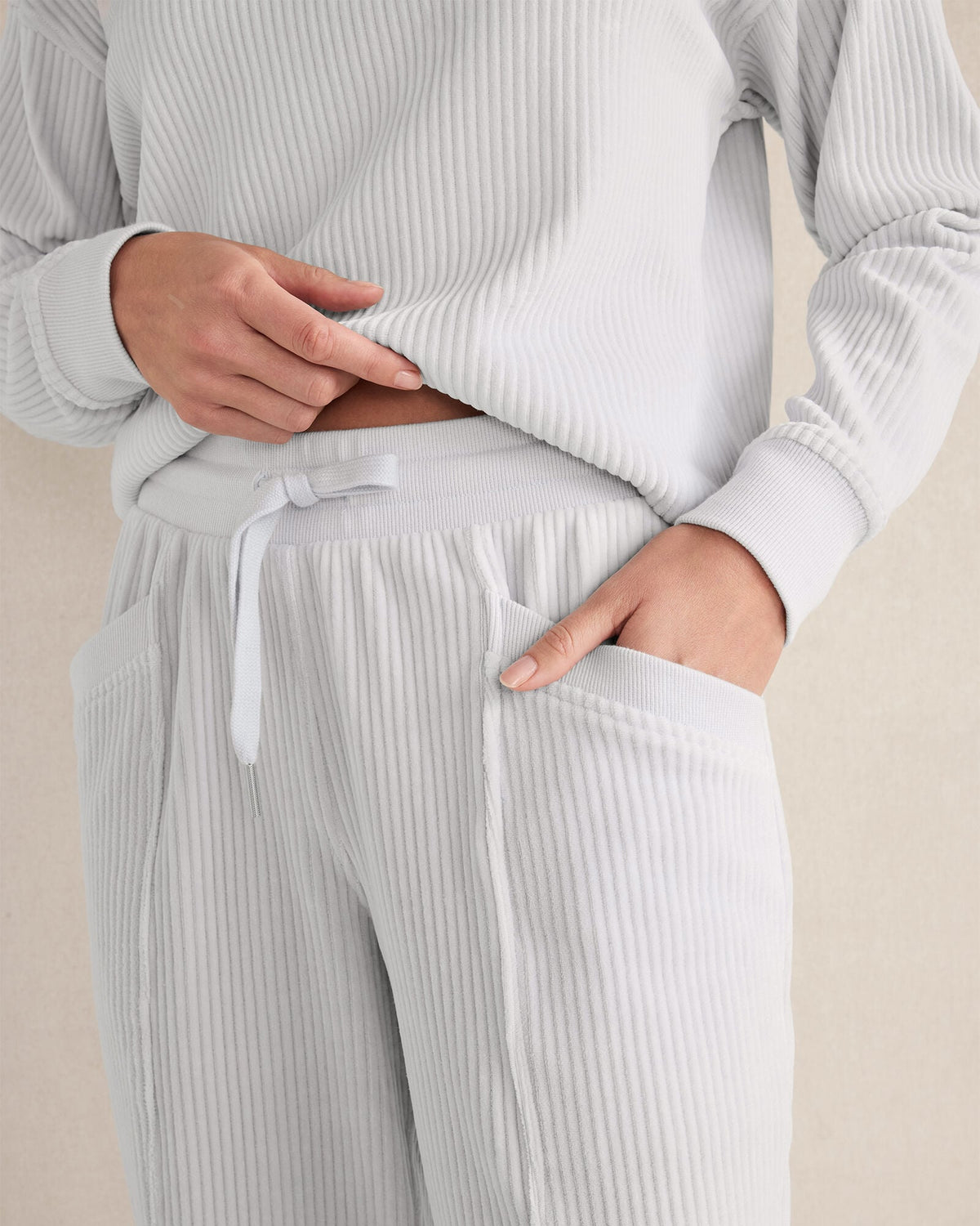 CORDED VELOUR PANTS