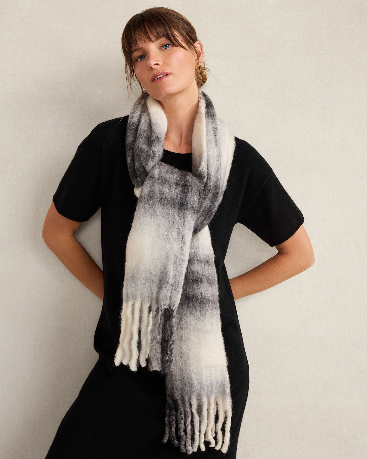 OVERSIZED PLAID SCARF