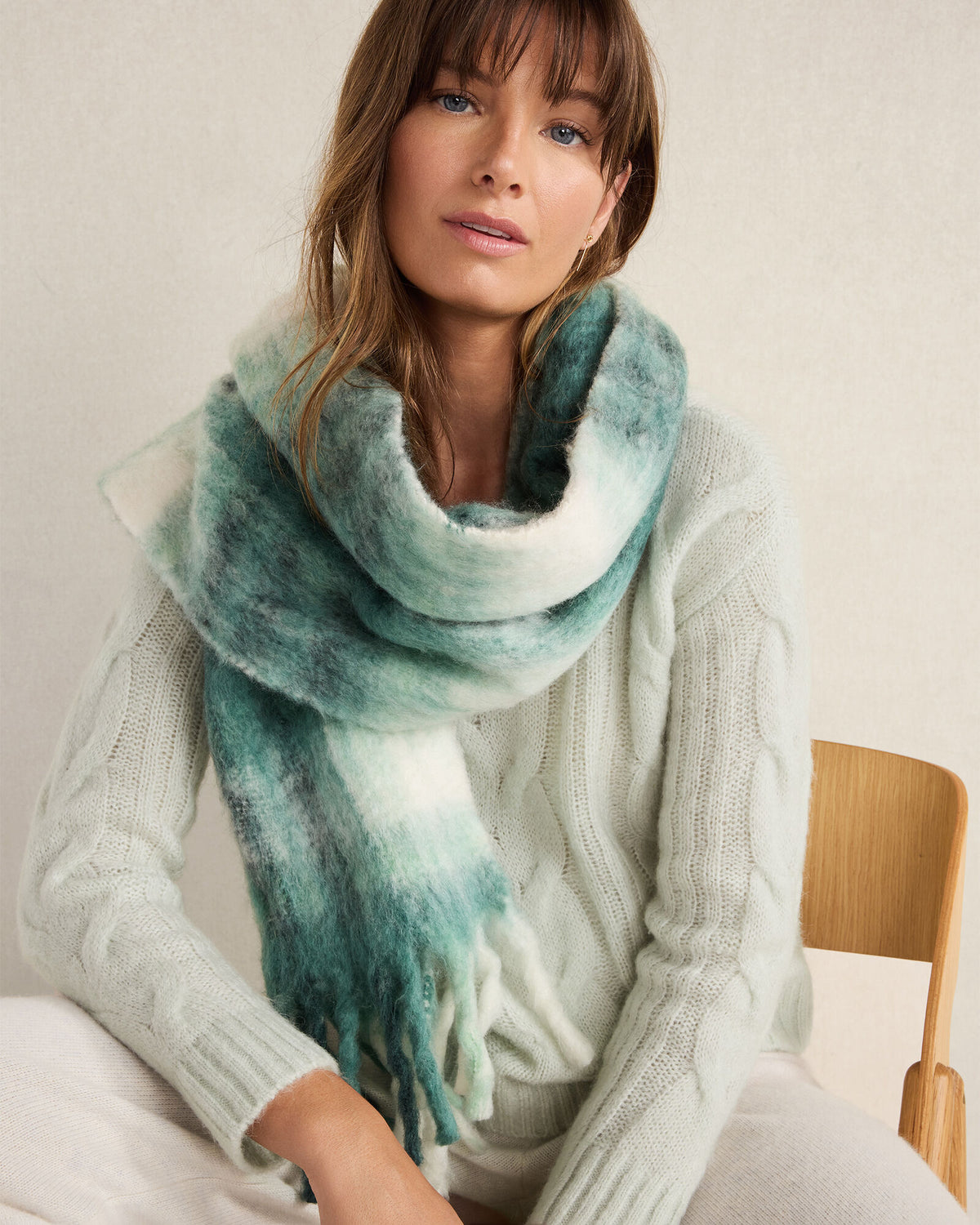 OVERSIZED PLAID SCARF
