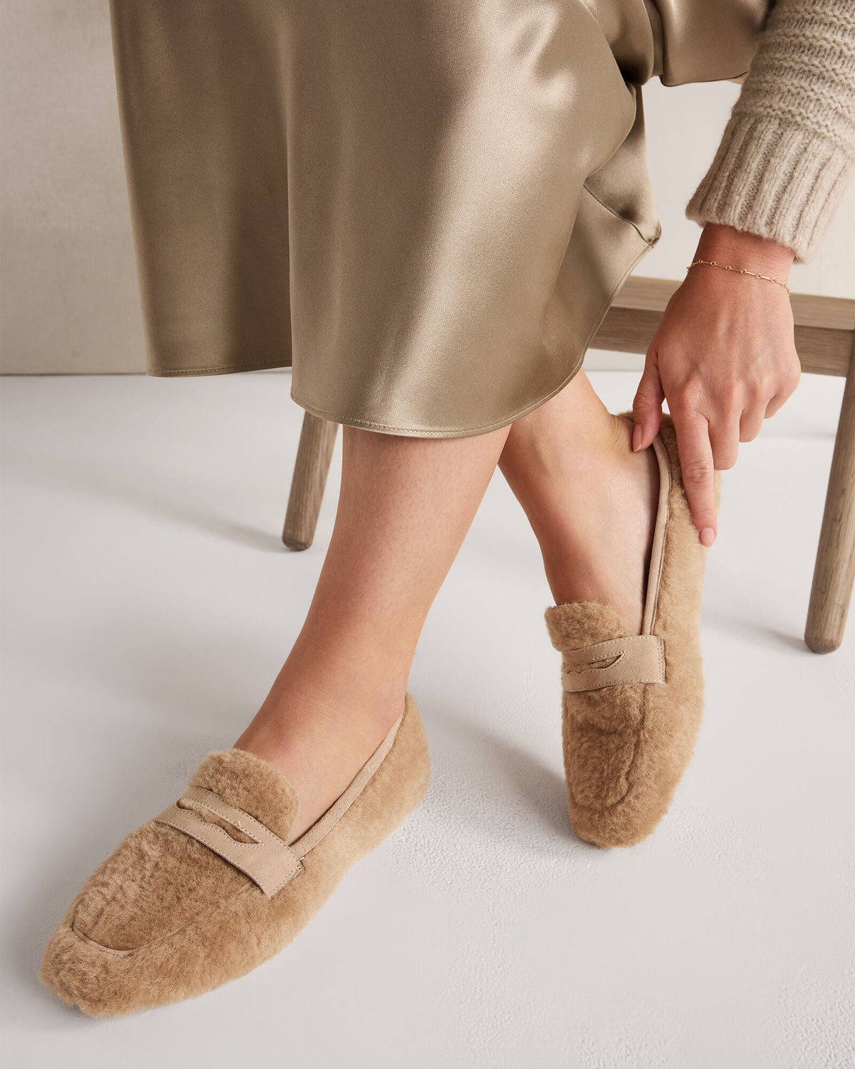 SHERPA AND LEATHER MOCCASINS