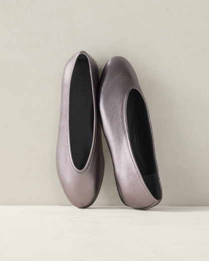 SOFT LEATHER BALLET FLATS