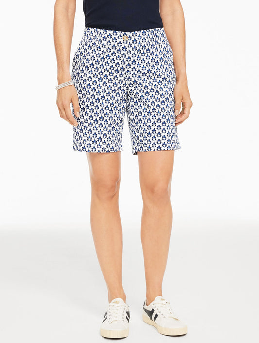 RELAXED CHINO SHORTS - GRAPHIC LEAVES