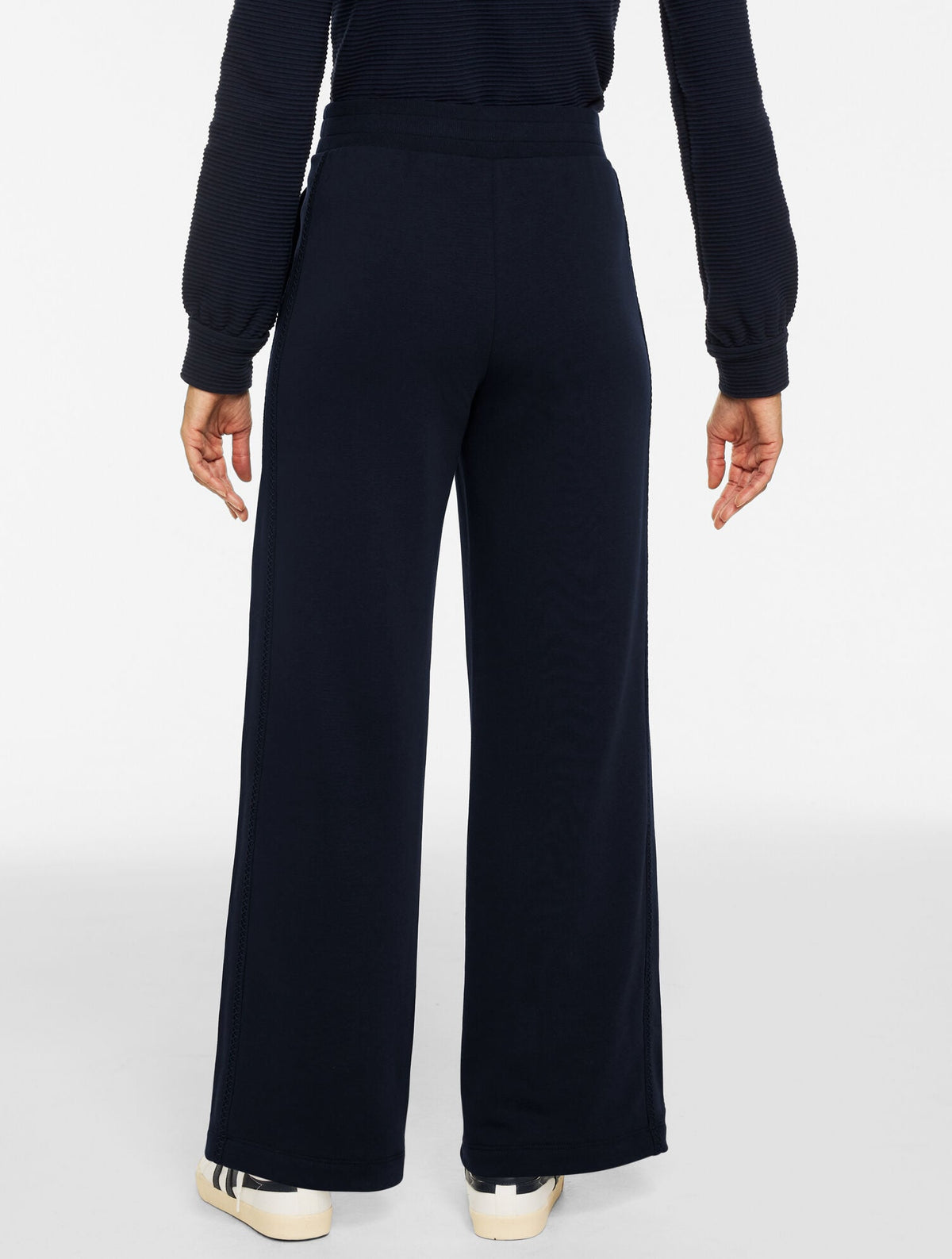 COZY FLEECE RELAXED LEG PANTS - PICOT TRIM