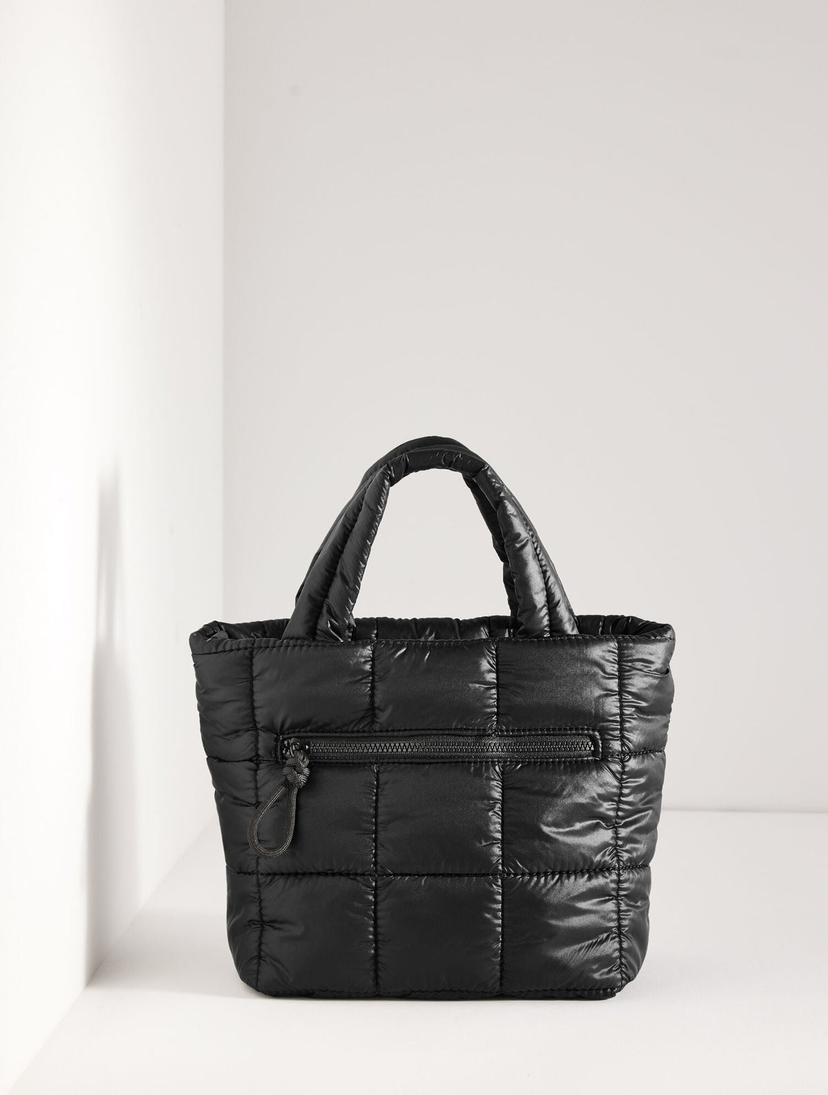 T BY TALBOTS QUILTED NYLON MINI TOTE