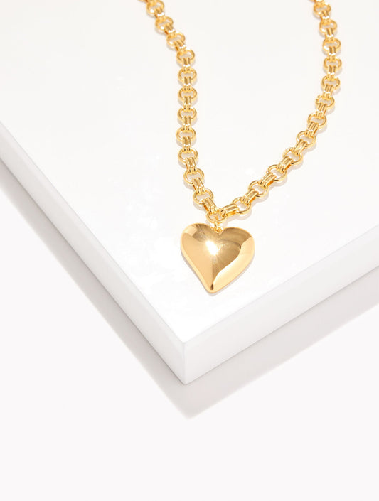 SOFT HEART PENDANT NECKLACE