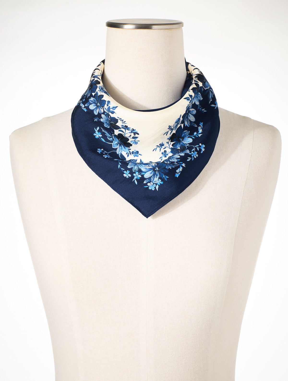 EXQUISITE BLOOMS NECKERCHIEF