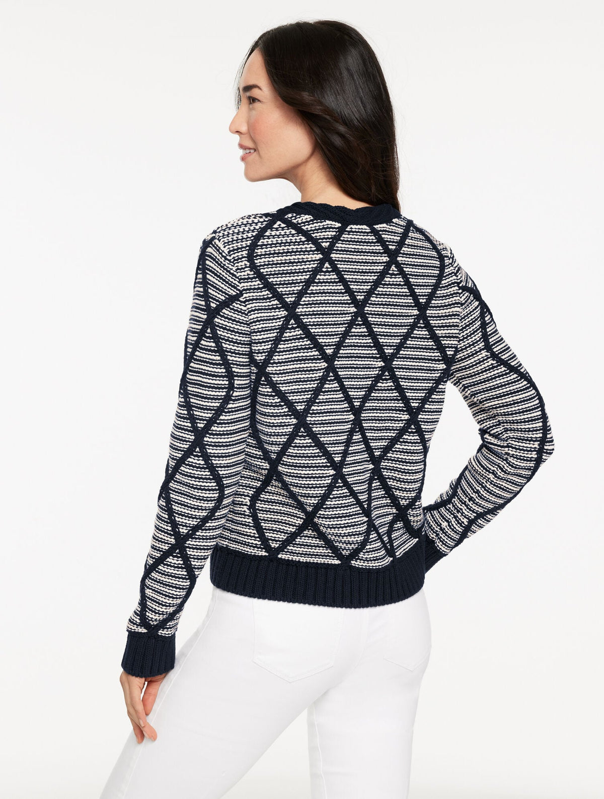 DIAMOND CABLE V-NECK PULLOVER - STRIPE
