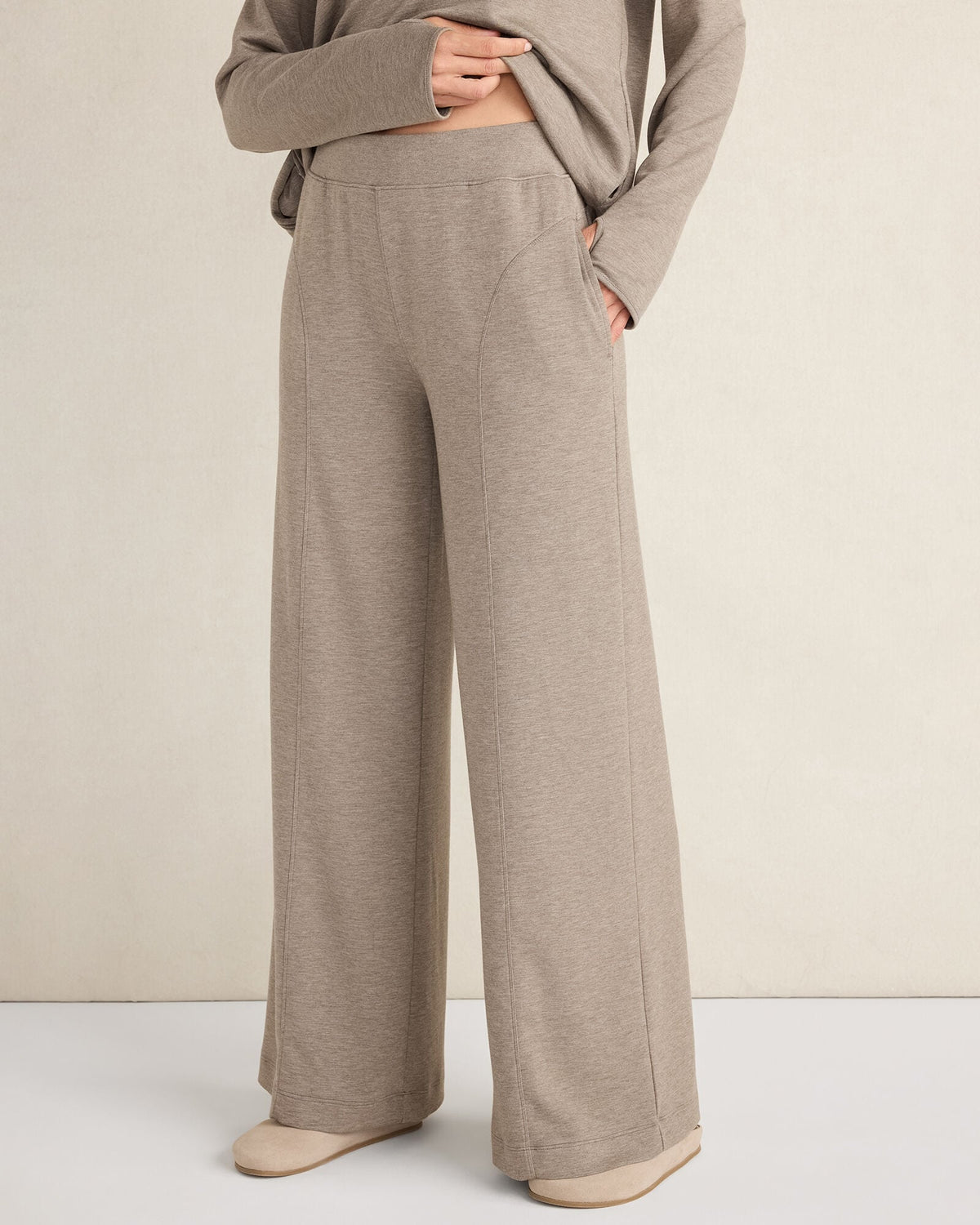 SOFT KNIT WIDE LEG PANTS