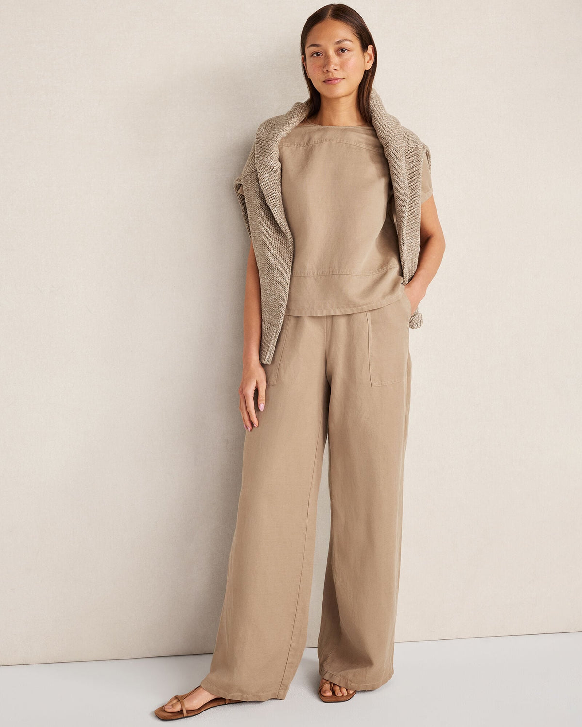 LINEN BLEND DOBBY SHORT SLEEVE TOP