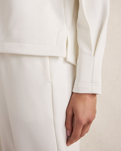 SOFT-BRUSHED FLEECE PLEATED CREWNECK