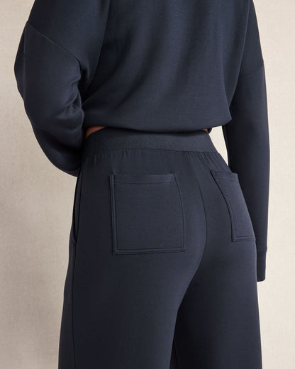 SOFT KNIT WIDE LEG PLEATED PANTS