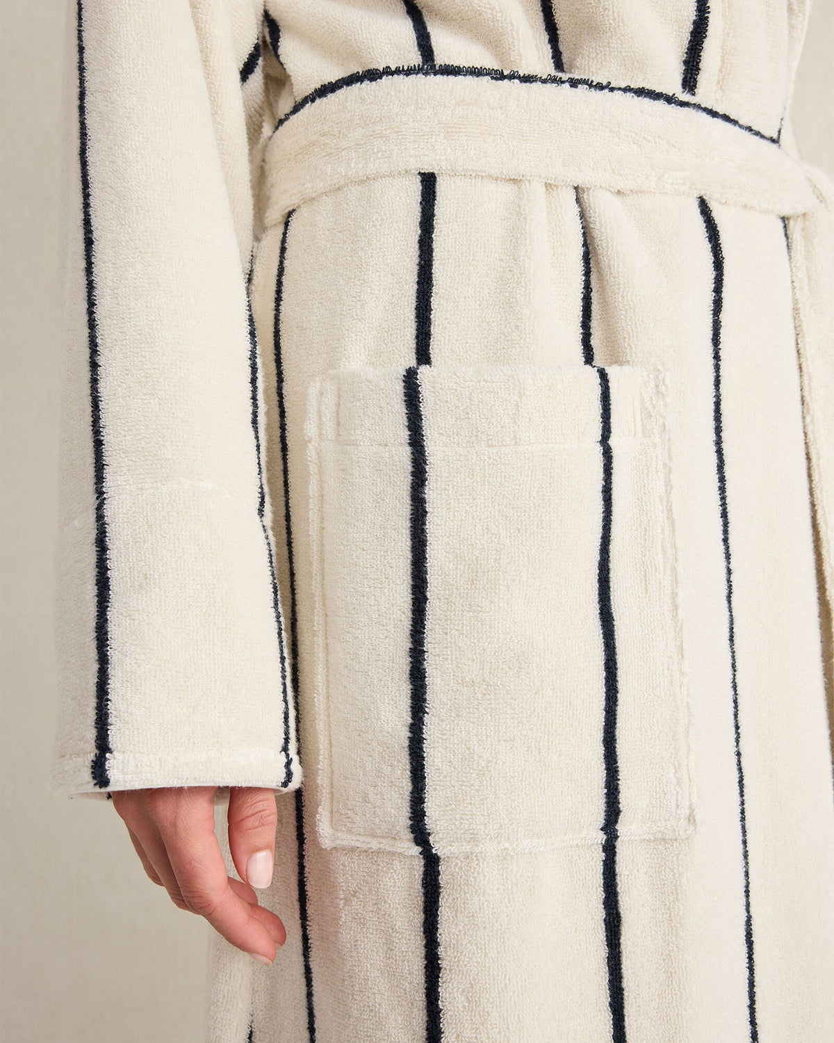 PLUSH TERRY STRIPED ROBE + TOTE SET